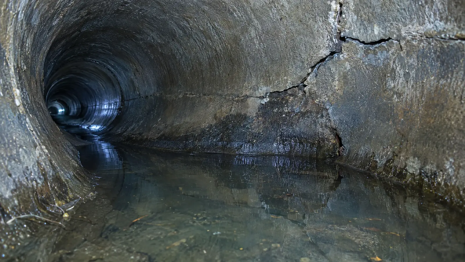 Bellied and Collapsed Sewer Pipes explained for Nashville and Middle Tennessee